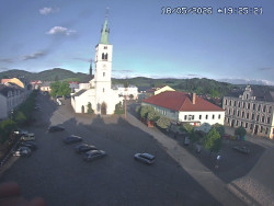 Náměstí, koste sv. Markéty