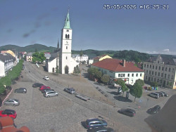 Náměstí, koste sv. Markéty