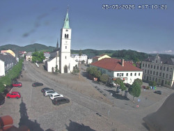 Náměstí, koste sv. Markéty