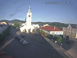 Náměstí, koste sv. Markéty