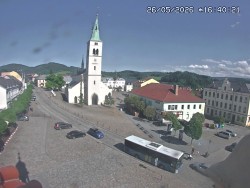 Náměstí, koste sv. Markéty