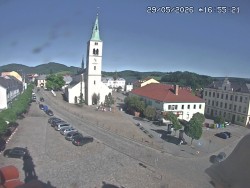 Náměstí, koste sv. Markéty