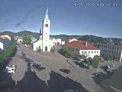 Náměstí, koste sv. Markéty