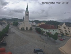 Náměstí, koste sv. Markéty