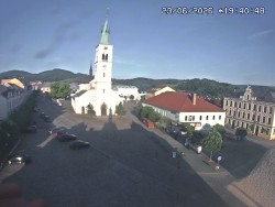 Náměstí, koste sv. Markéty