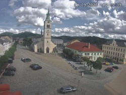 Náměstí, koste sv. Markéty