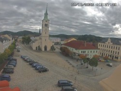 Náměstí, koste sv. Markéty