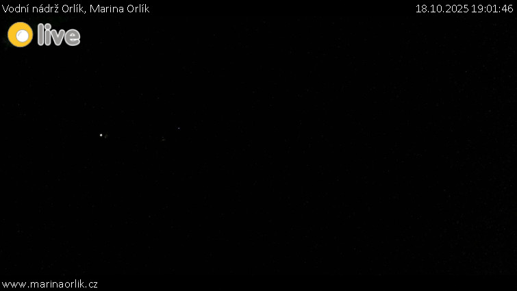Vodní nádrž Orlík - Marina Orlík - 18.10.2025 v 19:01 Vodní nádrž Orlík - Marina Orlík - 18.10.2025 v 19:01