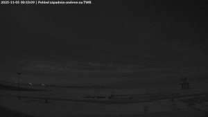 Letiště Nové Město nad Metují - Prostor letiště - 5.11.2025 v 00:15 Letiště Nové Město nad Metují - Prostor letiště - 5.11.2025 v 00:15