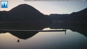 Městečko Mariazell - Jezero Erlaufsee - 18.12.2025 v 16:45 Městečko Mariazell - Jezero Erlaufsee - 18.12.2025 v 16:45