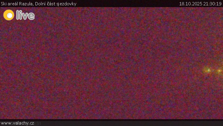 Ski areál Razula - Dolní část sjezdovky - 18.10.2025 v 21:30 Ski areál Razula - Dolní část sjezdovky - 18.10.2025 v 21:30