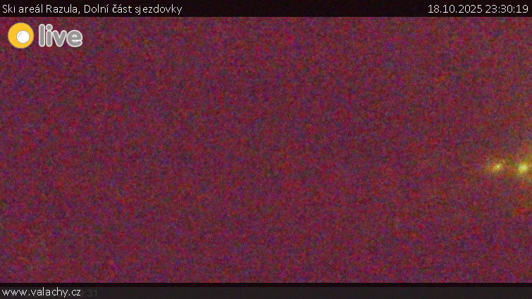 Ski areál Razula - Dolní část sjezdovky - 18.10.2025 v 23:30 Ski areál Razula - Dolní část sjezdovky - 18.10.2025 v 23:30