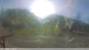 Ski areál Razula - Dolní část sjezdovky - 13.11.2025 v 11:45 Ski areál Razula - Dolní část sjezdovky - 13.11.2025 v 11:45