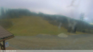 Ski areál Razula - Dolní část sjezdovky - 17.12.2025 v 08:30 Ski areál Razula - Dolní část sjezdovky - 17.12.2025 v 08:30