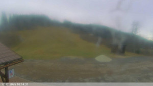 Ski areál Razula - Dolní část sjezdovky - 17.12.2025 v 10:15 Ski areál Razula - Dolní část sjezdovky - 17.12.2025 v 10:15