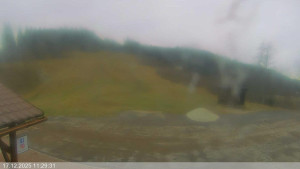 Ski areál Razula - Dolní část sjezdovky - 17.12.2025 v 11:30 Ski areál Razula - Dolní část sjezdovky - 17.12.2025 v 11:30