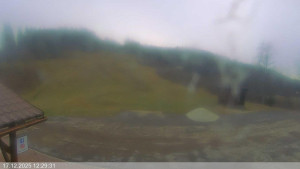 Ski areál Razula - Dolní část sjezdovky - 17.12.2025 v 12:30 Ski areál Razula - Dolní část sjezdovky - 17.12.2025 v 12:30
