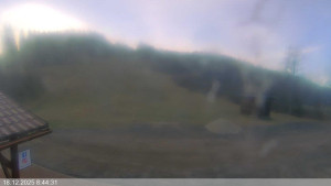 Ski areál Razula - Dolní část sjezdovky - 18.12.2025 v 08:45 Ski areál Razula - Dolní část sjezdovky - 18.12.2025 v 08:45