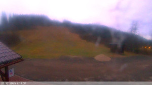 Ski areál Razula - Dolní část sjezdovky - 21.12.2025 v 07:15 Ski areál Razula - Dolní část sjezdovky - 21.12.2025 v 07:15