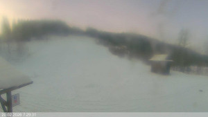 Ski areál Razula - Dolní část sjezdovky - 20.2.2026 v 07:30 Ski areál Razula - Dolní část sjezdovky - 20.2.2026 v 07:30