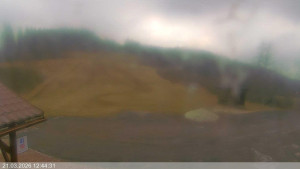 Ski areál Razula - Dolní část sjezdovky - 21.3.2026 v 12:45 Ski areál Razula - Dolní část sjezdovky - 21.3.2026 v 12:45