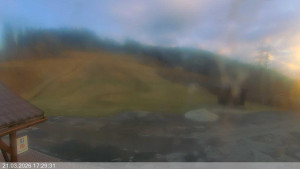 Ski areál Razula - Dolní část sjezdovky - 21.3.2026 v 17:30 Ski areál Razula - Dolní část sjezdovky - 21.3.2026 v 17:30