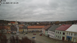 Město Dačice - Palackého náměstí - 3.11.2025 v 07:15 Město Dačice - Palackého náměstí - 3.11.2025 v 07:15