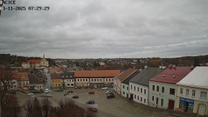 Město Dačice - Palackého náměstí - 3.11.2025 v 07:30 Město Dačice - Palackého náměstí - 3.11.2025 v 07:30