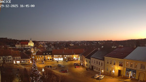 Město Dačice - Palackého náměstí - 29.12.2025 v 16:45 Město Dačice - Palackého náměstí - 29.12.2025 v 16:45
