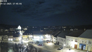 Město Dačice - Palackého náměstí - 29.12.2025 v 17:45 Město Dačice - Palackého náměstí - 29.12.2025 v 17:45