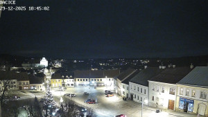 Město Dačice - Palackého náměstí - 29.12.2025 v 18:45 Město Dačice - Palackého náměstí - 29.12.2025 v 18:45