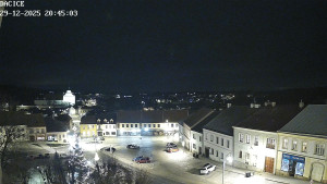 Město Dačice - Palackého náměstí - 29.12.2025 v 20:45 Město Dačice - Palackého náměstí - 29.12.2025 v 20:45