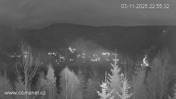 Snímek    3.11.2025 v 23:00