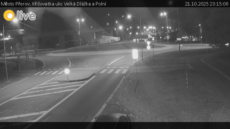 Město Přerov - Křižovatka ulic Velká Dlážka a Polní - 21.10.2025 v 23:15 Město Přerov - Křižovatka ulic Velká Dlážka a Polní - 21.10.2025 v 23:15