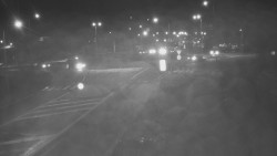 Křižovatka ulic Velká Dlážka a Polní