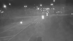 Křižovatka ulic Velká Dlážka a Polní