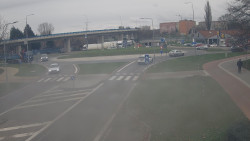 Křižovatka ulic Velká Dlážka a Polní