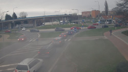 Křižovatka ulic Velká Dlážka a Polní