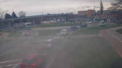 Křižovatka ulic Velká Dlážka a Polní