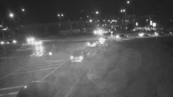 Křižovatka ulic Velká Dlážka a Polní