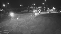 Křižovatka ulic Velká Dlážka a Polní