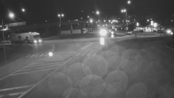 Křižovatka ulic Velká Dlážka a Polní