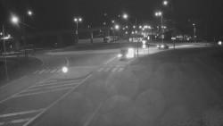 Křižovatka ulic Velká Dlážka a Polní