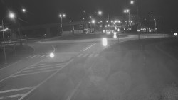 Křižovatka ulic Velká Dlážka a Polní