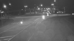 Křižovatka ulic Velká Dlážka a Polní