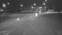 Křižovatka ulic Velká Dlážka a Polní