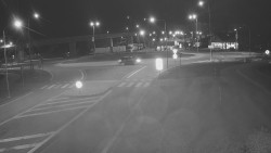 Křižovatka ulic Velká Dlážka a Polní