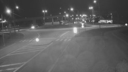 Křižovatka ulic Velká Dlážka a Polní