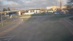 Křižovatka ulic Velká Dlážka a Polní