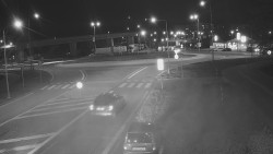 Křižovatka ulic Velká Dlážka a Polní